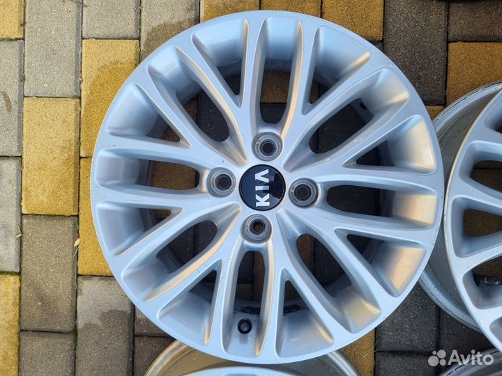 Диски литые оригинальные R15 на KIA rio 4