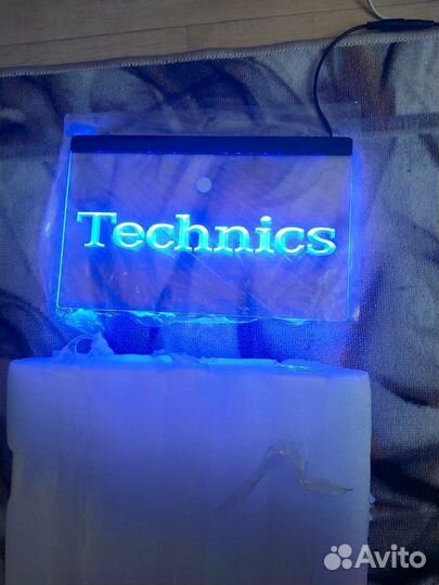 Табличка Teсhnics новая