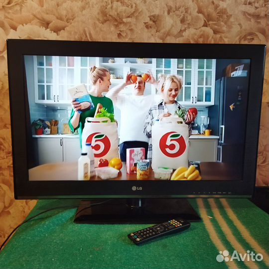 Телевизор LG 32CS460