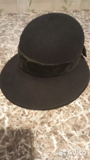 Головные уборы женские