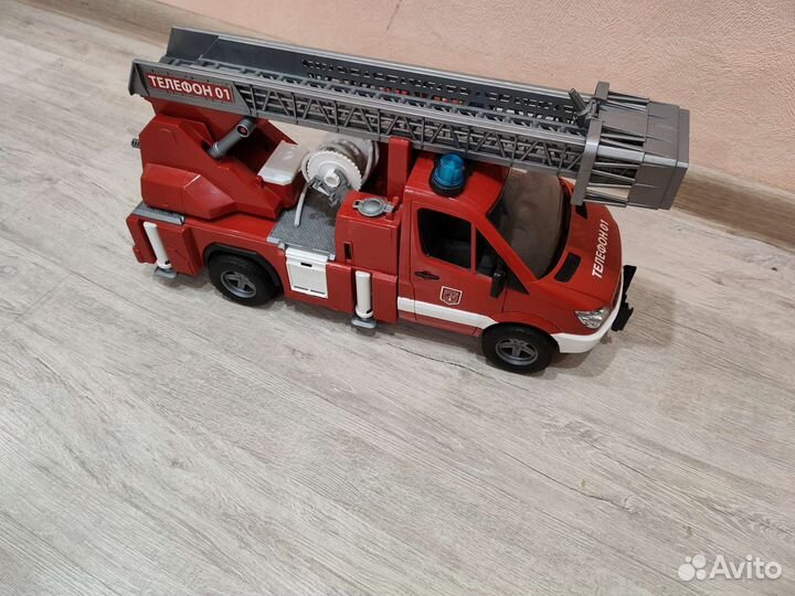 Пожарная машина bruder