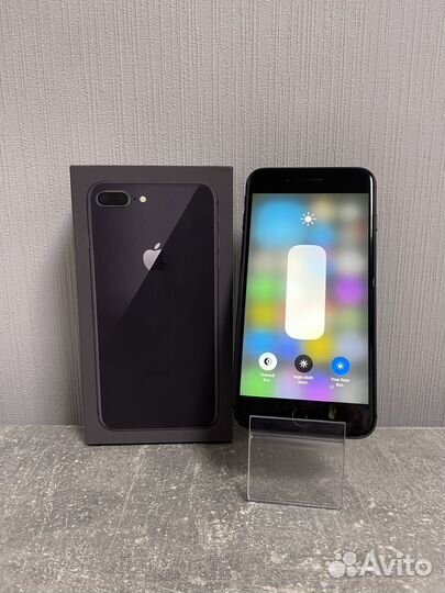 iPhone 8 Plus, 64 ГБ