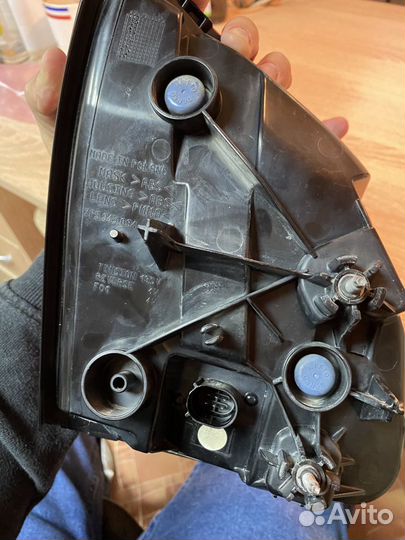 Задний правый стоп-сигнал Porsche Cayenne 958