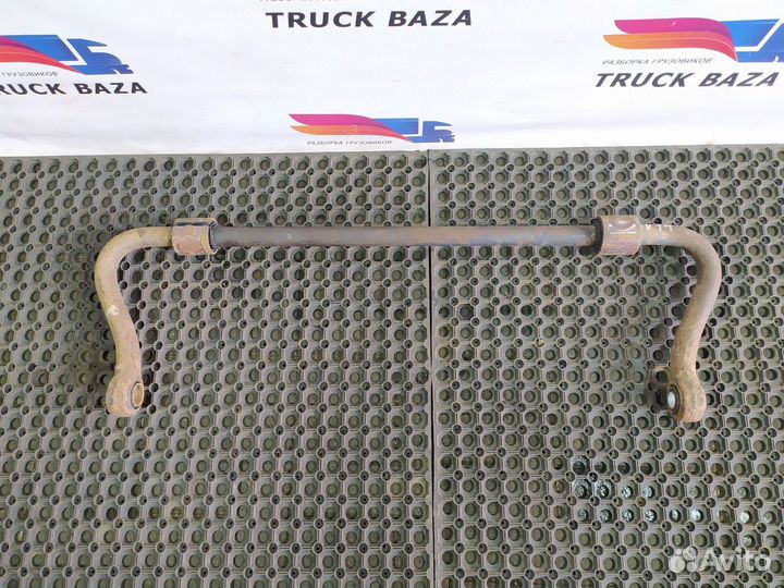 Стабилизатор передний