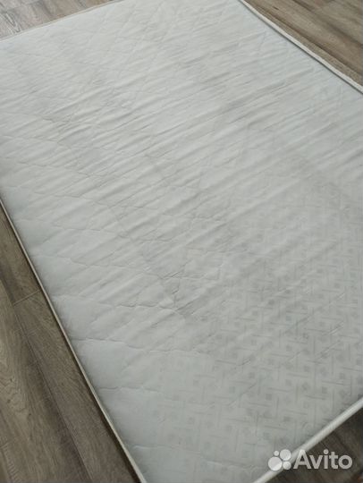 Матрас 140 190 б/у