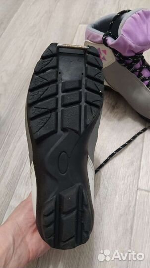 Лыжные ботинки