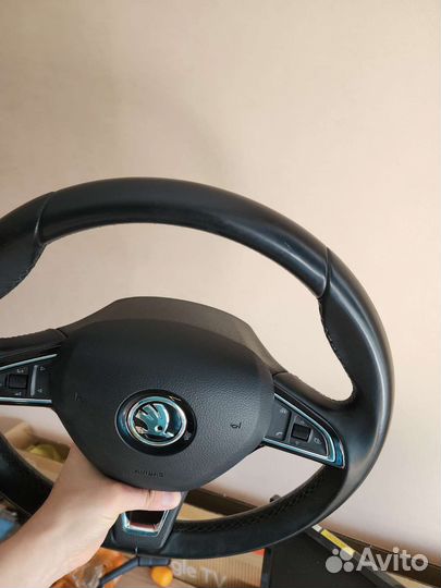 Подушка Skoda Superb, Octavia, Kodiak