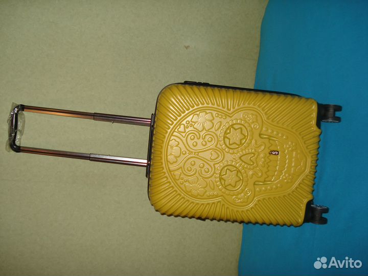 Чемодан каучуковый Сверхпрочный Череп Желт Италия