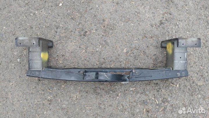 Усилитель бампера передний Land Rover Range Rover