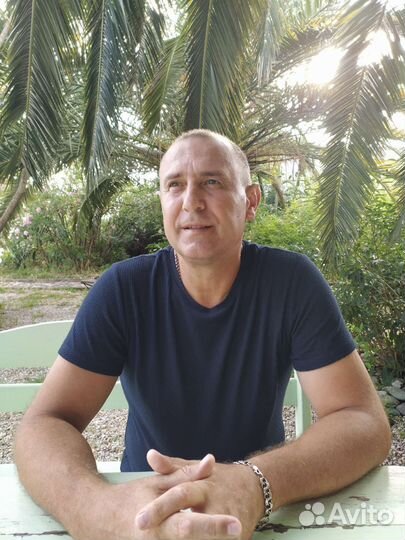 Зам.рук-ля-специалист ахо, завскладом