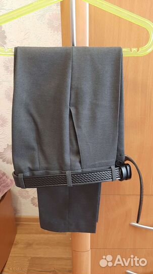 Школьный костюм для мальчика тройка 128 р