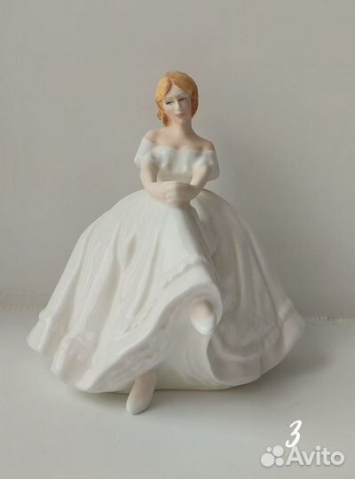 Английские фарфоровые статуэтки Royal Doulton