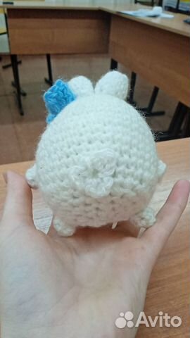 Белый зайчик/кролик с шарфом