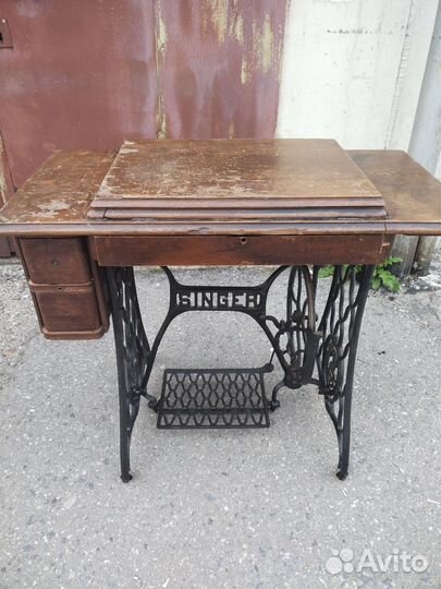 Швейная машинка зингер ножная