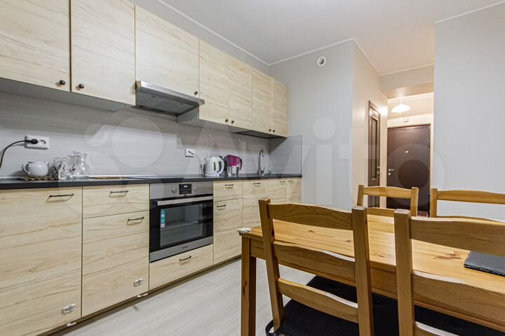 2-к. квартира, 54 м², 6/18 эт.