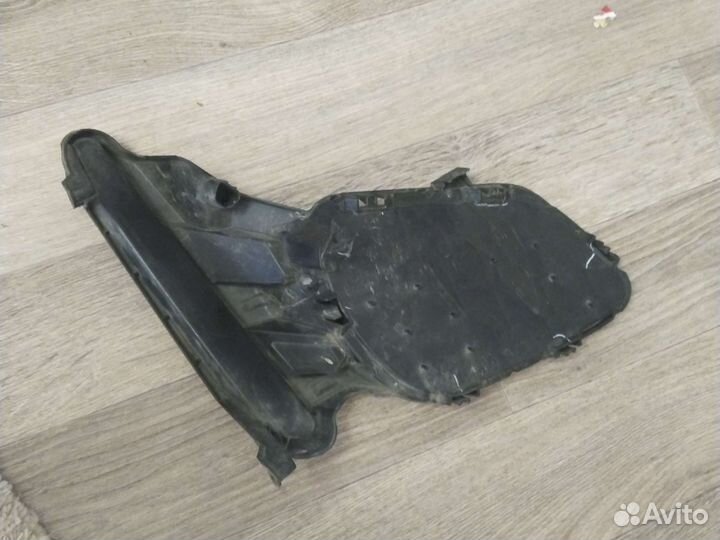 Накладка птф передняя правая Mazda 3 BL