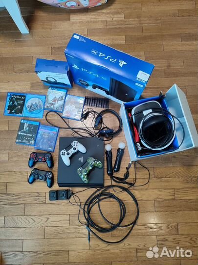 Playstation 4 pro + PS VR + PS move + 4 геймпада