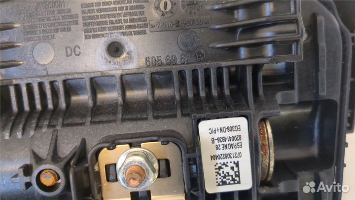 Подушка безопасности водителя Renault Megane 2, 20