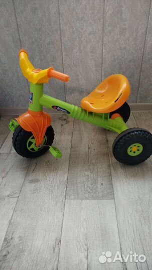 Детский трехколесный велосипед бу