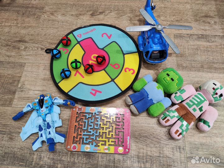 Детские игрушки пакетом для иашьчика 3/4 года