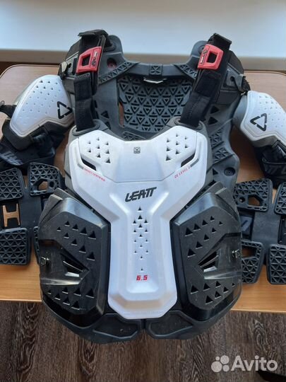 Защита панцирь Leatt Chest Protector 6.5 Pro