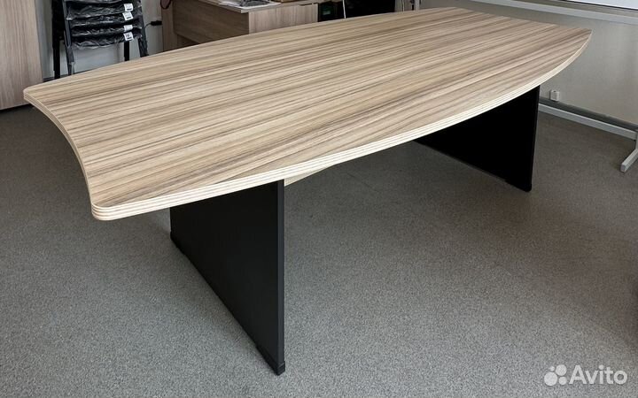 Мебель для офиса столы