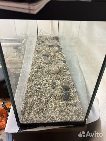 Аквариум с повреждениями 200л