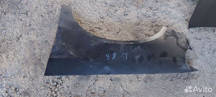 Крыло переднее левое на Volkswagen Passat B6