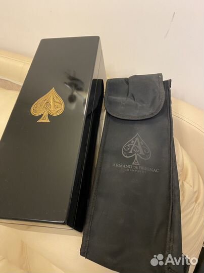 Коробка от элитного шампанского