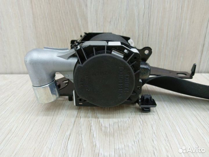 Ремень безопасности с пиропатроном передний левый