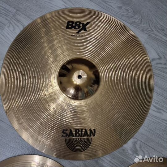 Набор барабанных тарелок Sabian B8X