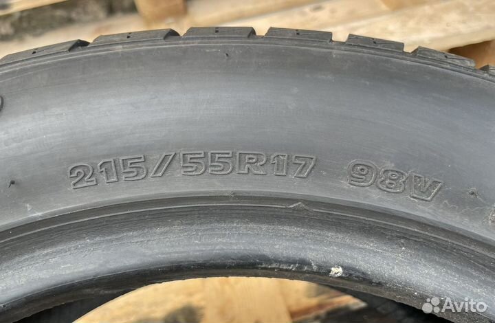 Hankook Icebear W300 215/55 R17