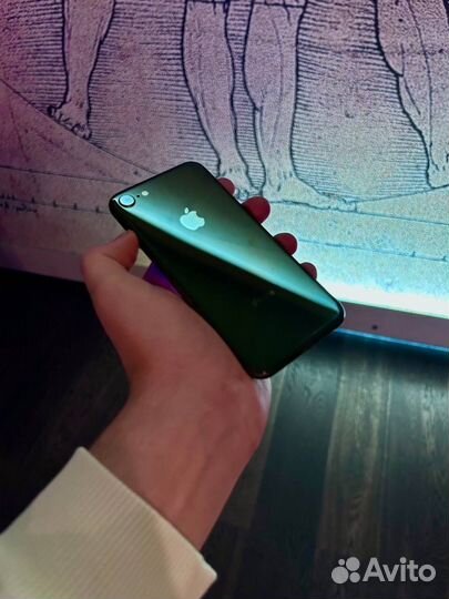 iPhone 8, 64 ГБ