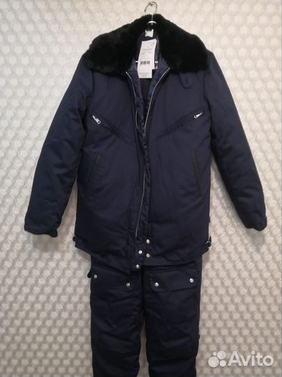 Демисезонный костюм новый, технический костюм