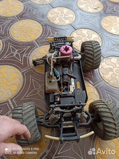 Машина на радиоуправлении с двс