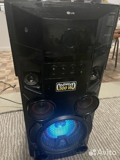 Музыкальная колонка lg xboom