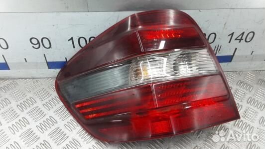 Фонарь задний левый mercedes benz M-class W164 (BU