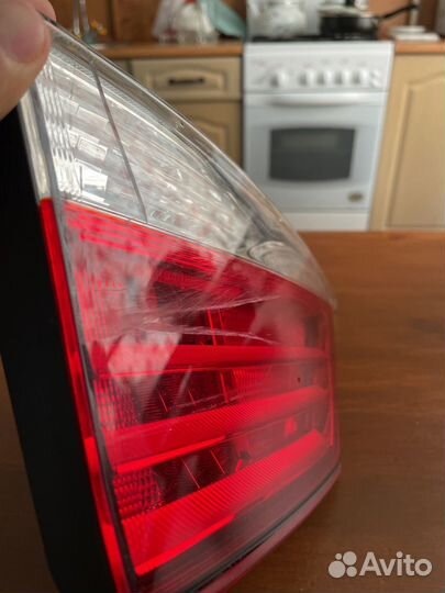 Задний левый фонарь Lexus es250 2014 года