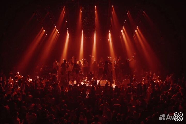 Проходки в Lookin Rooms