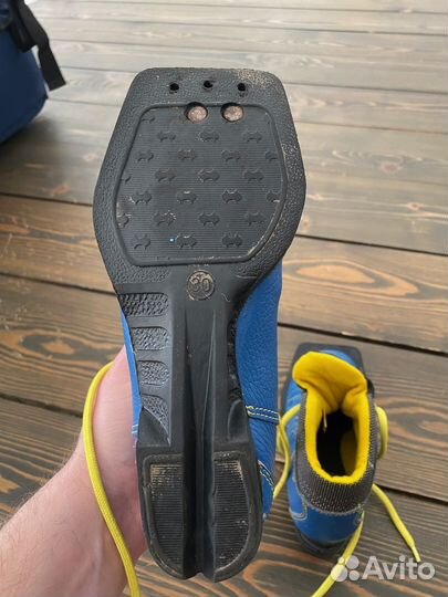 Детские лыжные ботинки, размер 30