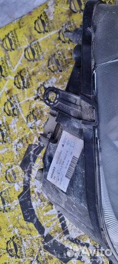 Фара левая для Renault Logan 2005-2014