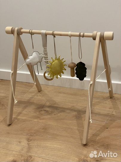 Детский мобиль напольный