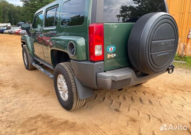 В разборе Hummer H3