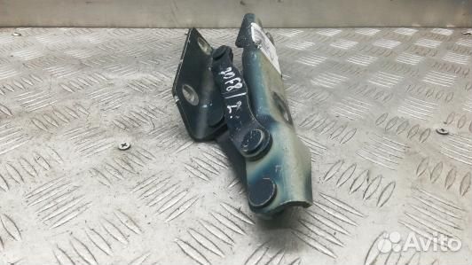 Петля капота BMW 5 E60/E61 (70F08D502)