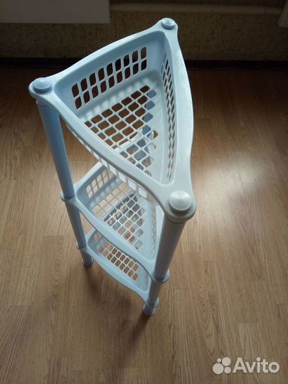 Полка угловая пластик 3 яруса