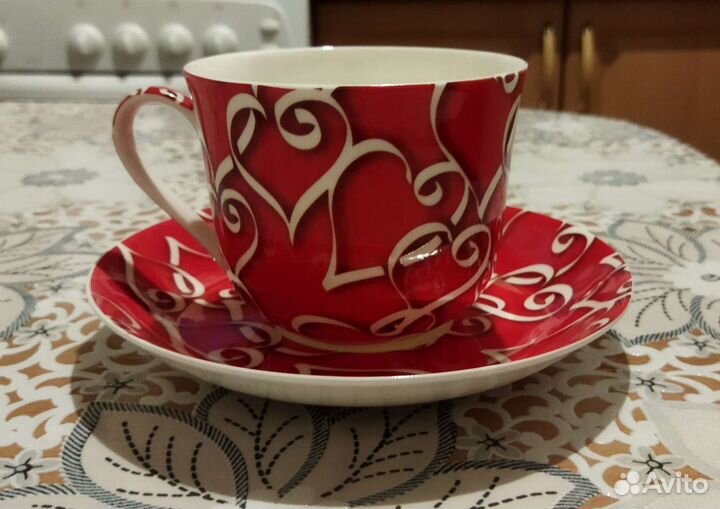 Чайные чашки с блюдцами