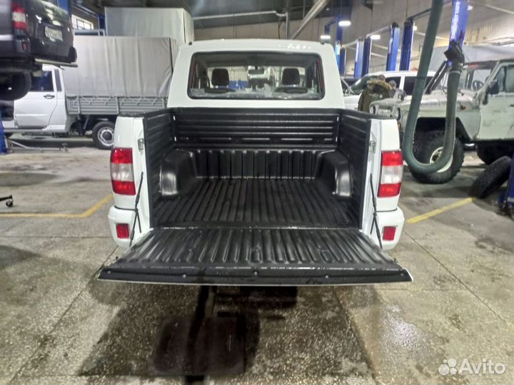 УАЗ Pickup 2.7 МТ, 2024