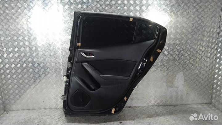 Дверь задняя правая Mazda 3 (BM) (2013–2016)