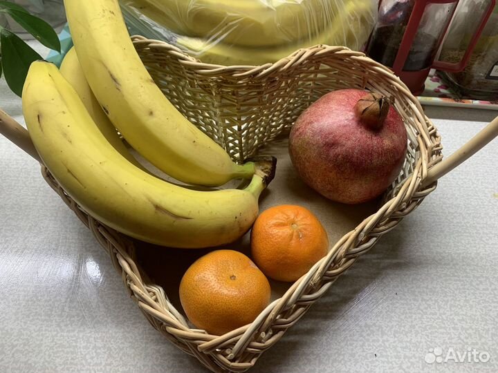 Корзина из натуральной лозы