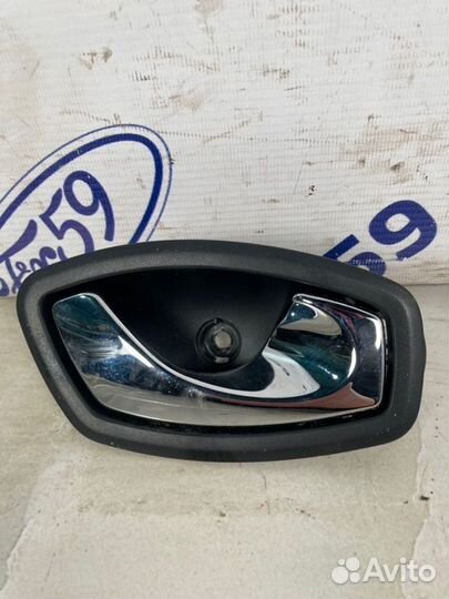 Ручка двери передняя правая Renault Captur J5 1.5